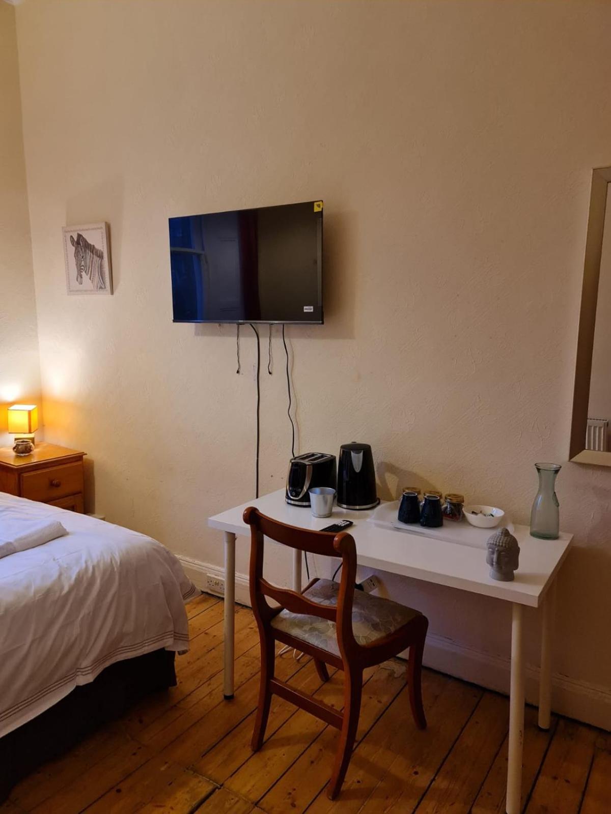 Haymarket Station Rooms เอดินบะระ ภายนอก รูปภาพ